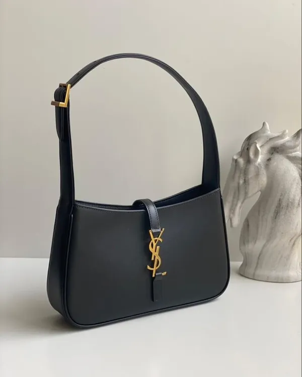 Image of lusso-040